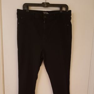Black High Rise Jeggings